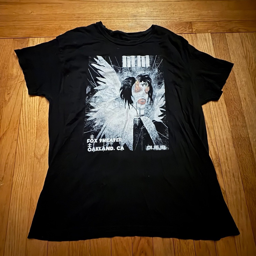 Marilyn Manson 2018 Tour T-Shirt Fox Theater Oakland CA Angel Graphic XL